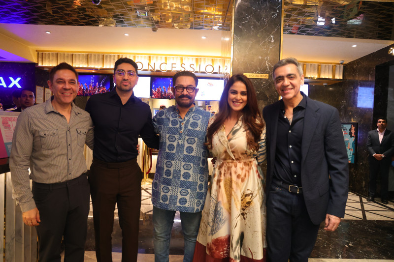 aamir-khan-makes-special-appearance-as-special-olympics-bharat-hosts-sitaare-zameen-par-screening-in-partnership-with-pvr-inox