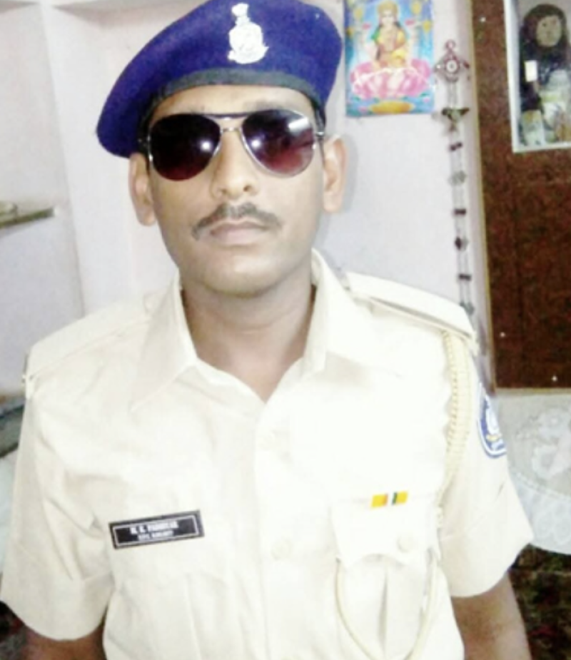 Surendranagar: Government Employee Caught Taking ₹30,000 Bribe; ACB Lays Trap and Arrests Him decoding=