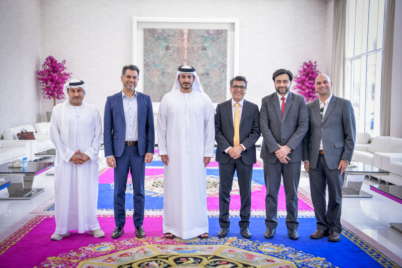 cardekho-group-expands-into-the-uae-market-in-partnership-with-raya-holdings-bringing-its-automotive-ecosystem-to-the-region