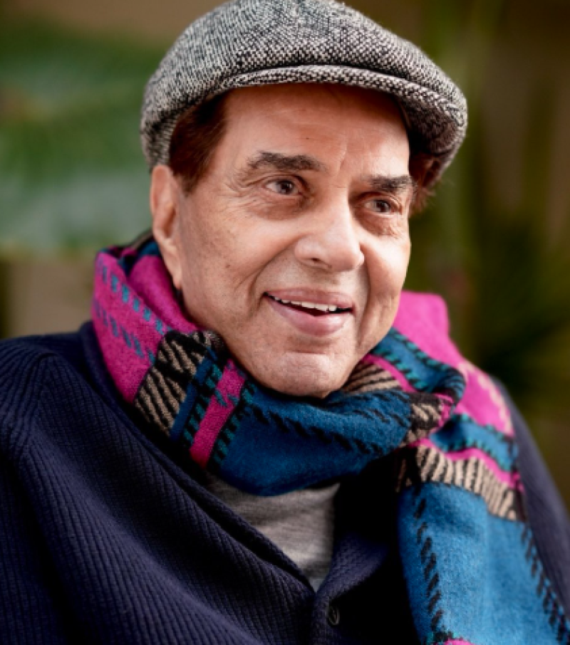 Dharmendra Passes Away at 89: LIVE Blog Covering Reactions, Timeline and Family Statements decoding=