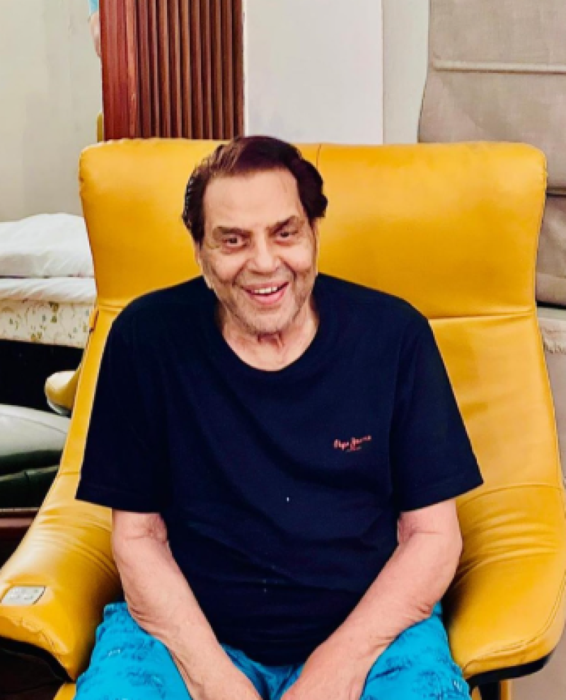 Dharmendra Death News LIVE: Legendary Actor Passes Away at 89; Bollywood Mourns Iconic ‘He-Man’ decoding=