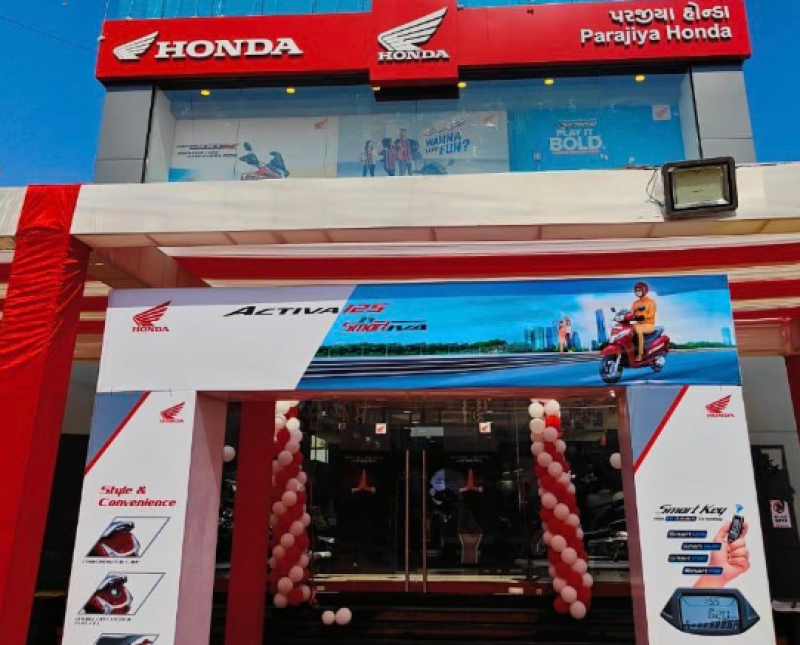 honda-motorcycle-and-scooter-india-inaugurates-new-red-wing-dealership-in-rajkot-gujarat