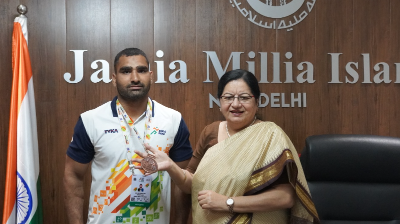 jmi-student-luckman-ali-wins-bronze-medal-in-khelo-india-university-games