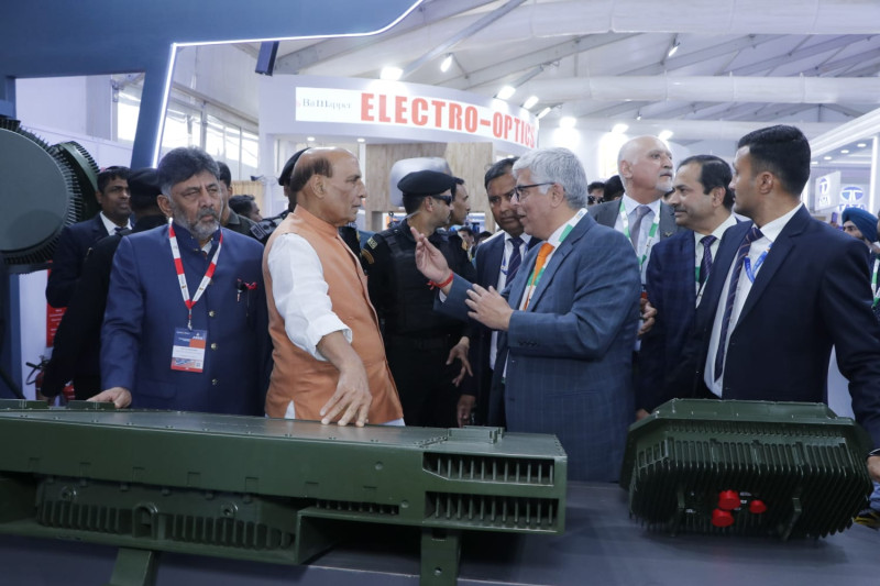 Rajnath Singh applauds the work done by Aero A2Z for manifesting 'Make in India' radar systems decoding=