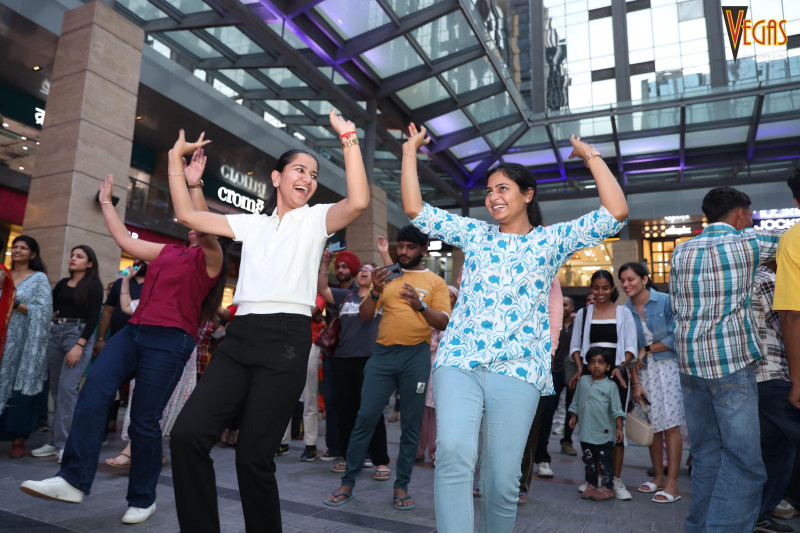 vegas-malls-move-for-health-initiative-draws-massive-participation-on-world-health-day-community-comes-together-for-a-day-of-giving-grooving-and-wellness