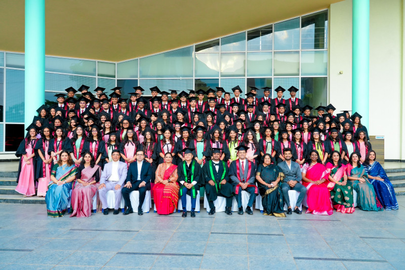 greenwood-high-celebrates-graduation-day-with-an-inspiring-address-by-renowned-entrepreneur-sachin-bansal