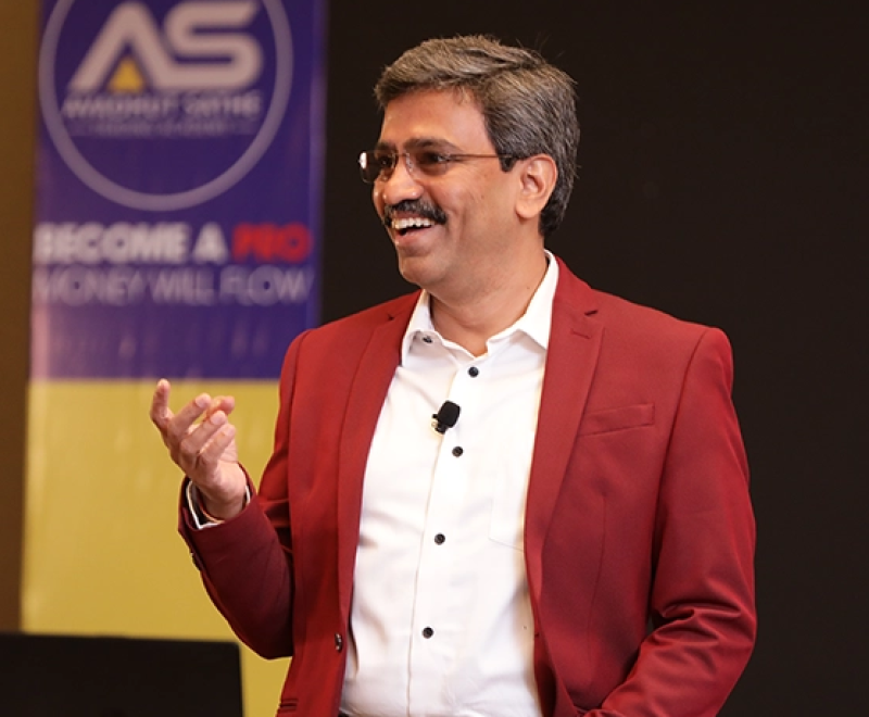 sebi-chief-rejects-avadhut-sathe-academys-regulatory-vacuum-claim-after-546-crore-action