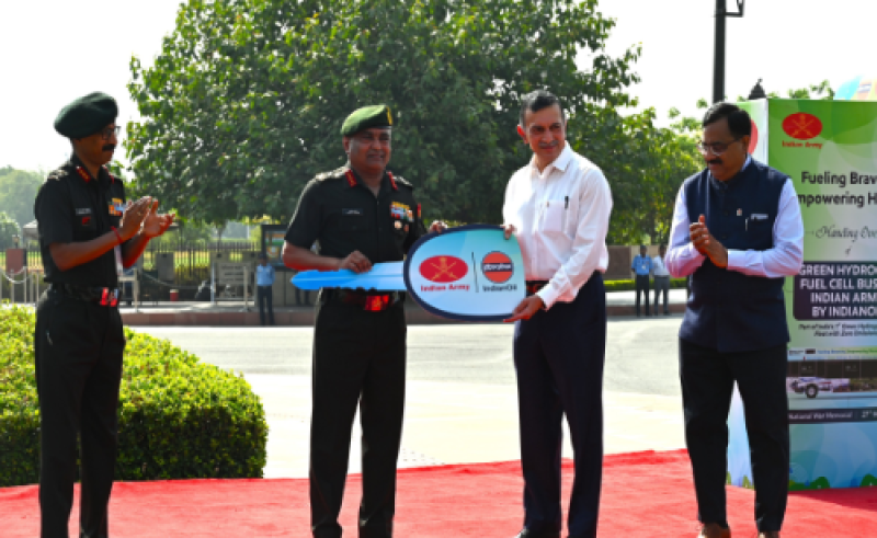 olive-green-going-green-indian-army-receives-first-hydrogen-bus