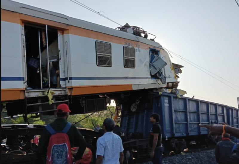 major-train-collision-in-bilaspur-passenger-and-goods-trains-crash-head-on-several-feared-injured