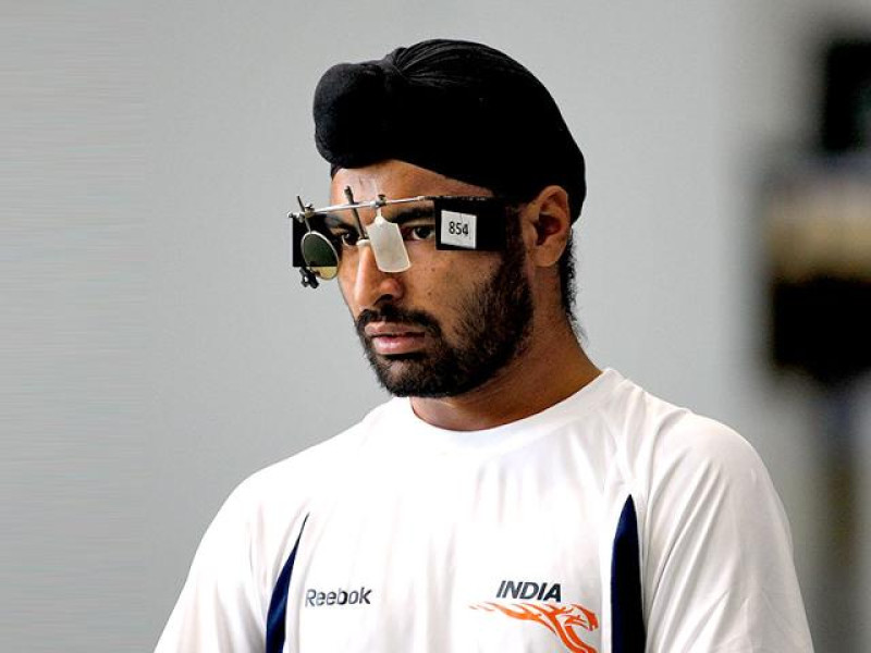 indian-shooters-miss-out-on-medals-in-standard-pistol