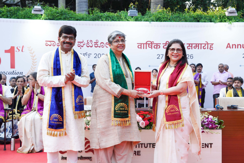 785 students graduate with nine winning gold medals at the 51st Convocation of IIMB  PhD scholar receives award for excellence in research decoding=