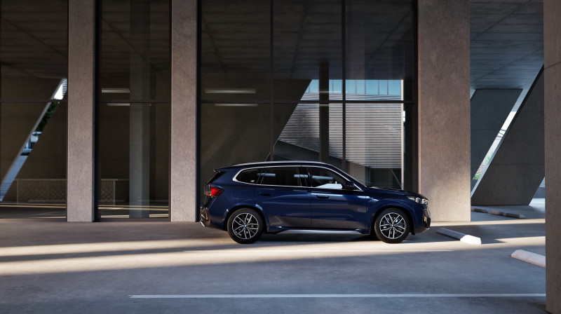 elevating-the-luxury-quotient-bmw-ix1-long-wheelbase-now-available-in-new-colour-and-upholstery-options