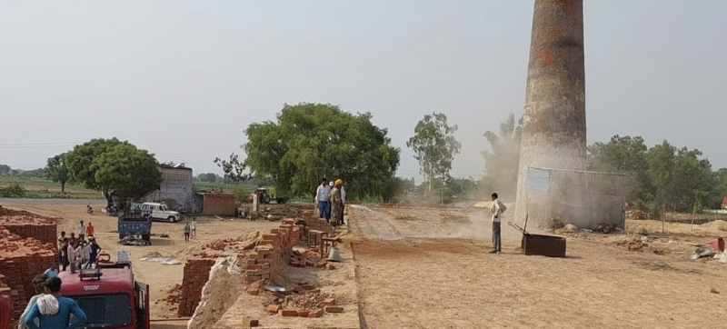 gst-sib-raids-brick-kilns-in-aligarh-and-kasganj