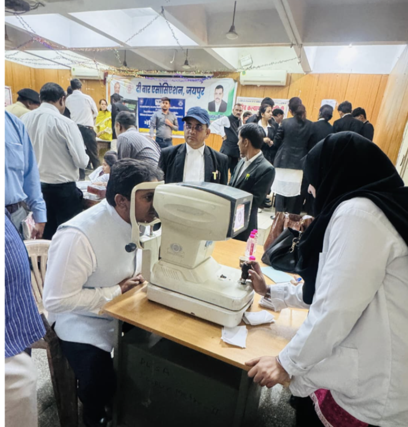 370-people-screened-at-jaipur-medical-camp-on-world-health-day-free-spectacles-and-hearing-aids-distributed