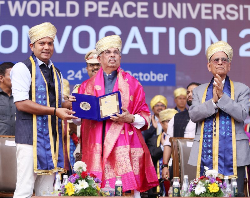 character-building-discipline-key-to-nation-building-governor-arlekar-motivates-youth-at-mit-wpu-convocation