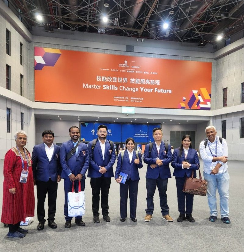 BRINGING WORLD-CLASS SKILLS TO INDIAN CLASSROOMS: LEND A HAND INDIA TAKES SIX TRAINERS TO WORLDSKILLS SHANGHAI decoding=