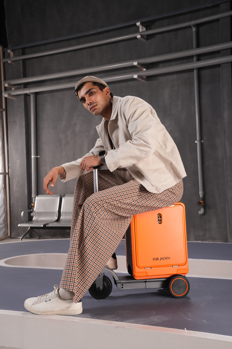 fur-jaden-introduces-the-zippiee-scooty-luggage-redefining-travel-with-style-and-mobility