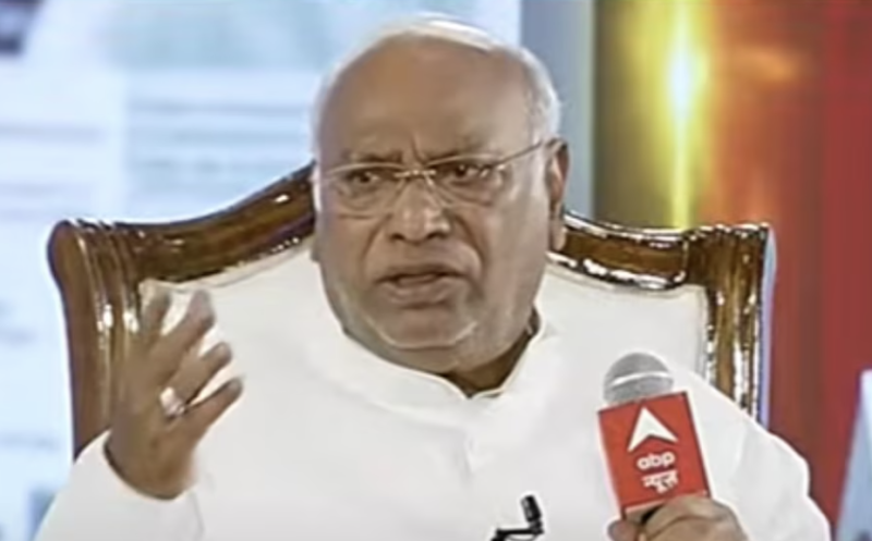 congress-leader-mallikarjun-kharge-at-abp-shikhar-sammelan-modi-ji-is-a-marketing-genius-we-must-check-ground-realities-not-just-believe-tv-ads