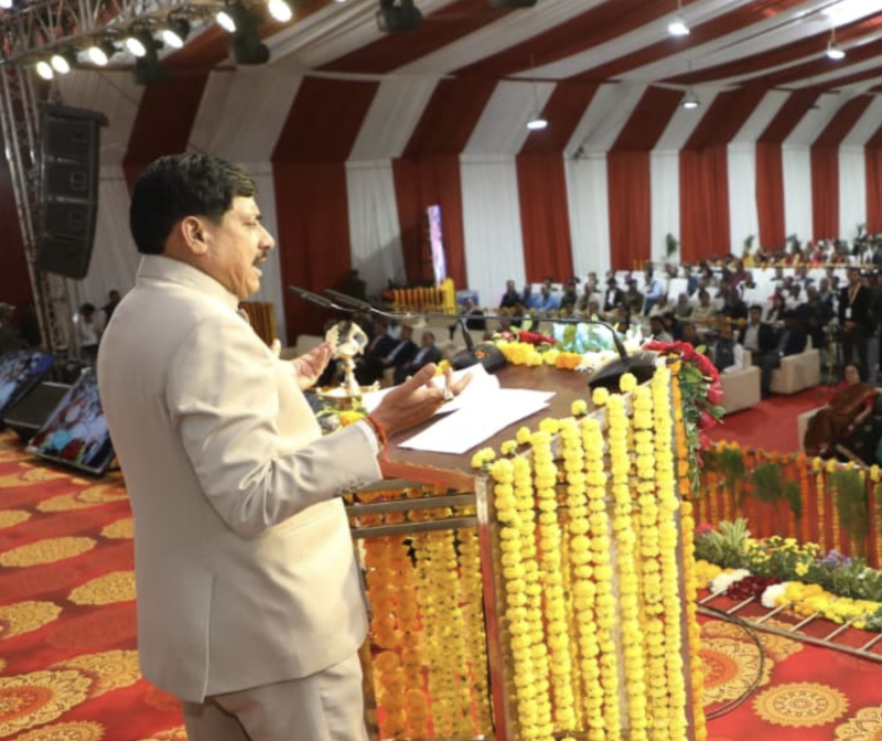 mp-news-250821-crore-approved-for-barwahadhamnod-four-lane-road-cabinet-clears-major-welfare-education-and-climate-infrastructure-decisions