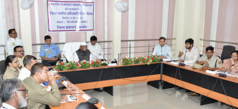 governor-haribhau-bagde-reviews-development-schemes-in-ajmer-emphasizes-monsoon-preparations-water-roads-and-solar-initiatives
