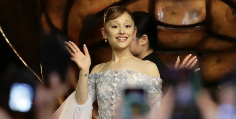 the-singapore-premiere-chaos-ariana-grandes-brush-with-danger-at-wicked-for-good