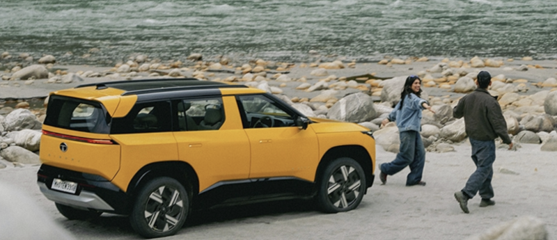 tata-sierra-2025-debuts-as-versatile-seven-seater-suv-with-modern-tech-and-iconic-design