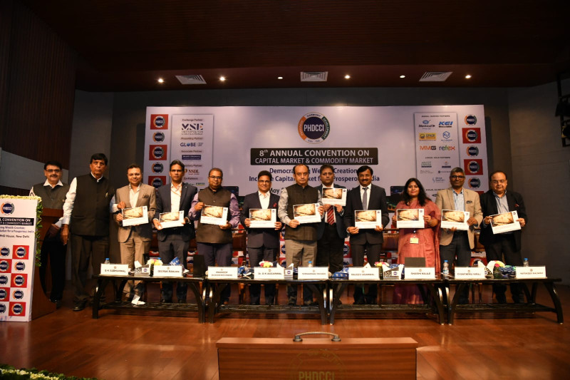 indias-capital-markets-to-drive-inclusive-wealth-creation-and-viksit-bharat-vision-by-2047-shri-sudhanshu-trivedi-at-phdccis-8th-annual-convention