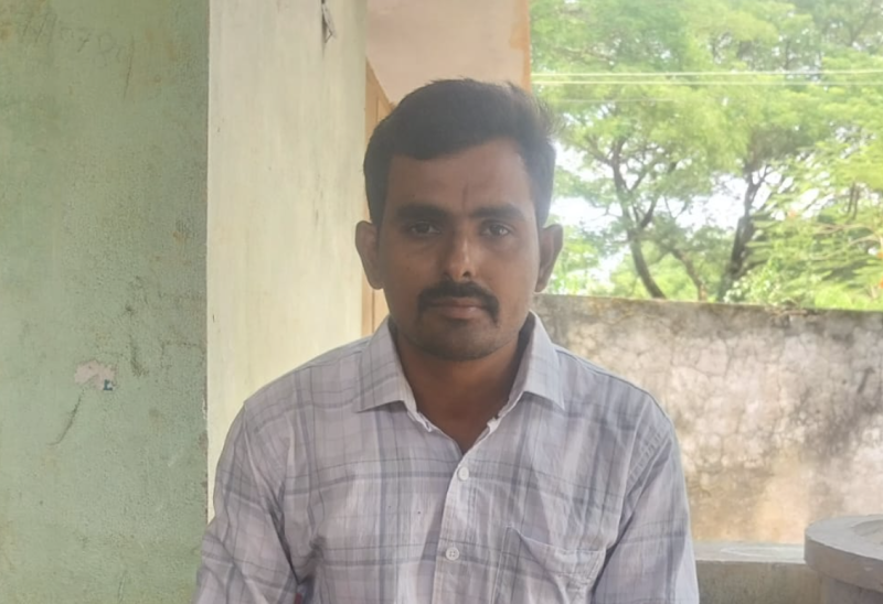 telangana-acb-catches-forest-beat-officer-taking-10000-bribe-in-land-case