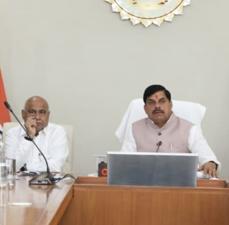 MP Sets Target to Link 26,000 Villages to Dairy Network; Aims for 52 Lakh Kg Daily Milk Procurement