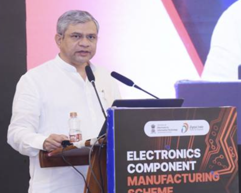 union-minister-urges-electronics-industry-to-achieve-six-sigma-standards-and-establish-design-teams