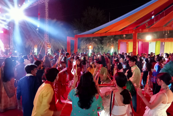 spectrum-metro-wraps-up-dandiya-and-garba-night-with-a-bang
