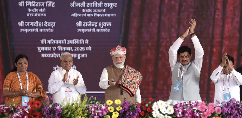 CM Dr. Yadav Launches “Swachhotsav” with Shramdaan