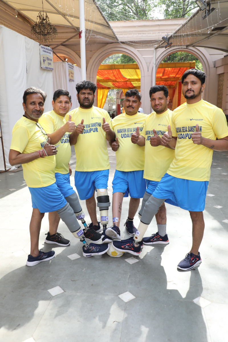 narayan-seva-sansthan-transforms-lives-of-140-differently-abled-through-limb-fitment-camp-in-delhi