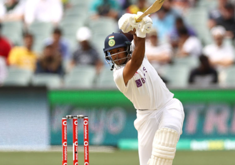 ind-vs-aus-5th-t20i-live-india-post-1678-after-gills-46-sundar-strikes-backrain-looms-at-gabba