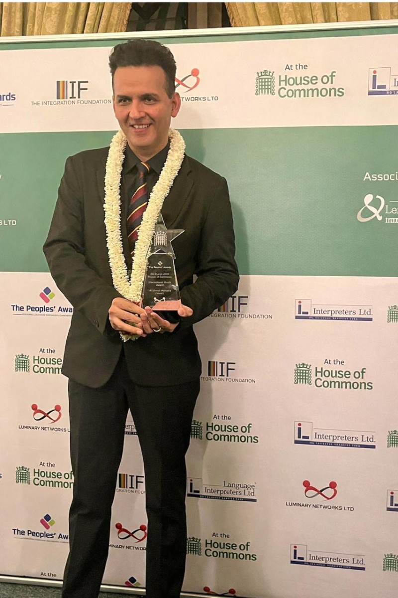 A Proud Moment for Indian Journalism: Vineet Malhotra Wins People's Award at UK Parliament for 2nd Consecutive Year decoding=