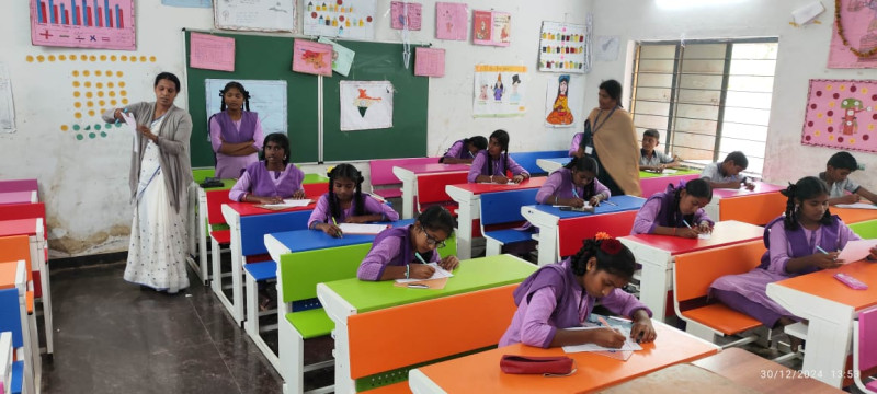 over-25000-students-from-200-schools-and-colleges-participate-in-crack-academys-mega-scholarship-test-in-kuppam