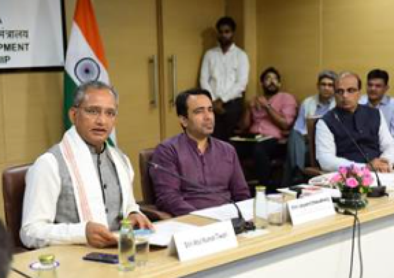jayant-chaudhary-attends-kaushal-samwaad-on-world-youth-skills-day-2024