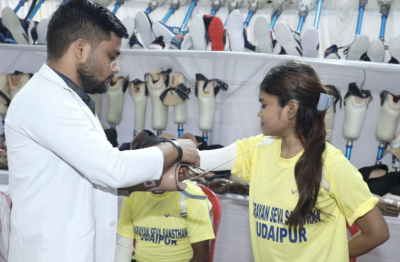 narayan-seva-sansthans-free-limb-caliper-camp-empowers-raipurs-disabled-community