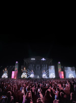 sunidhi-chauhan-enthralls-thousands-at-east-point-group-of-institutions-during-the-grand-finale-of-samskruthi-2k26