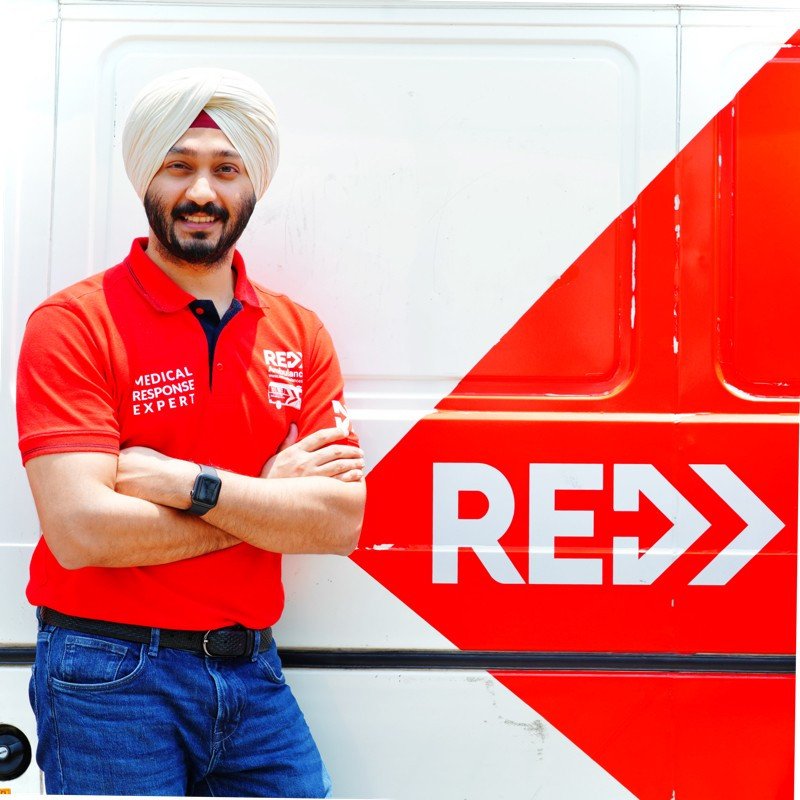 redhealth-unveils-red-family-protect-d2c-service-to-ensure-your-elderly-parents-safety-miles-away