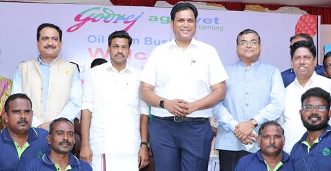 godrej-agrovet-opens-first-samadhan-centre-in-tamil-nadu-for-oil-palm-farmers