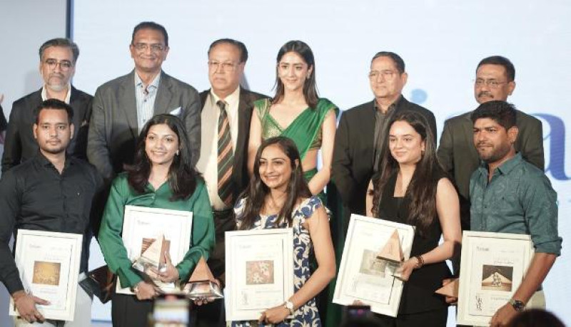 princess-gauravi-kumari-of-jaipur-graces-the-artisan-awards-2025-a-royal-salute-to-indian-craftsmanship