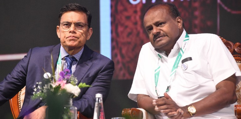 national-metallurgist-awards-presented-by-union-steel-minister-shri-h-d-kumaraswamy-at-iim-atm-2024