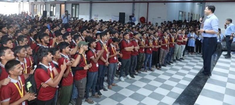 Motion Education Outshines National Average Percentage By 65.8% Students Qualify for JEE Advanced 2025 decoding=