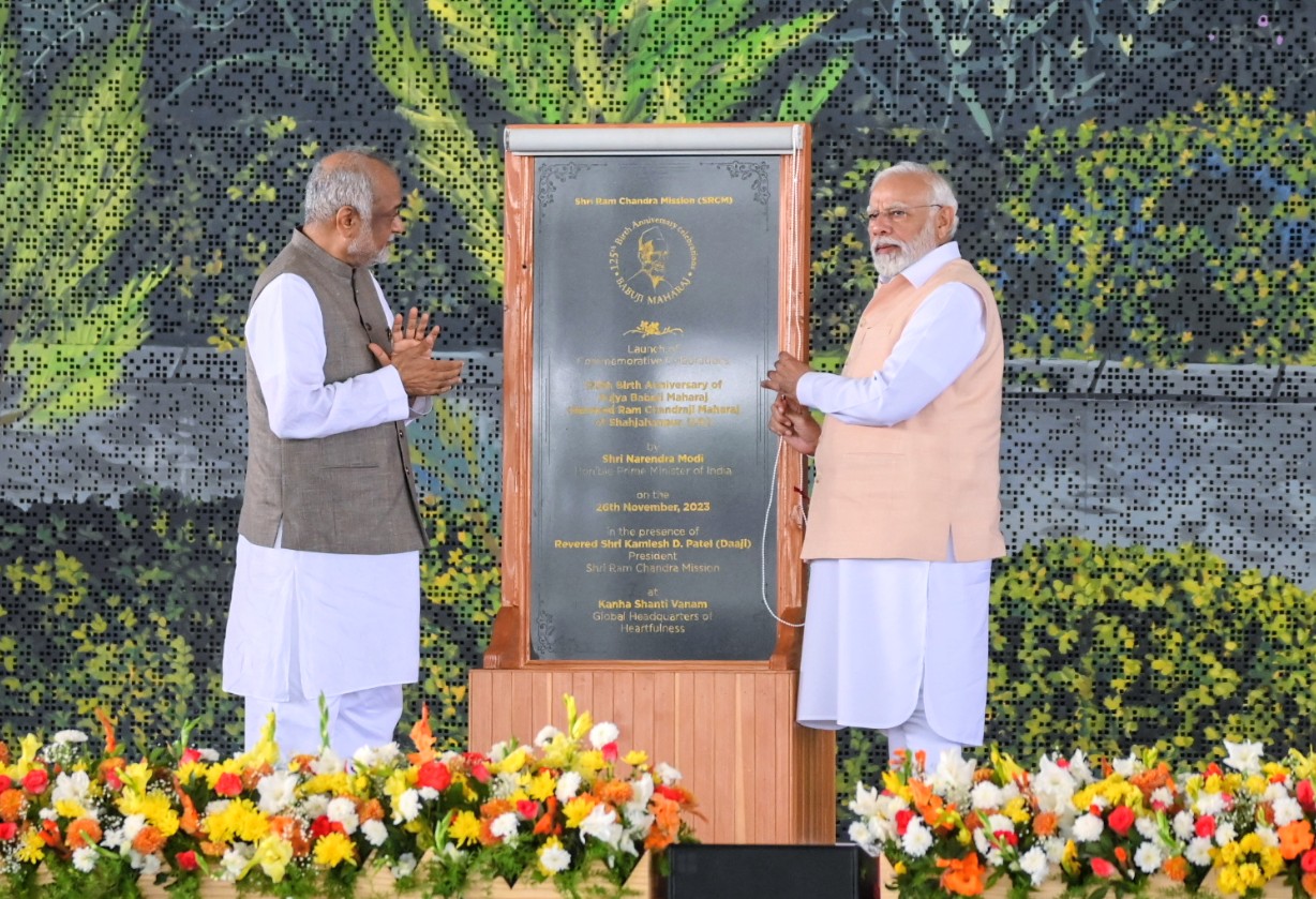 narendra-modi-addresses-40000-abhyasis-at-the-worlds-largest-meditation-centre-kanha-shanti-vanam-heartfulness-organization