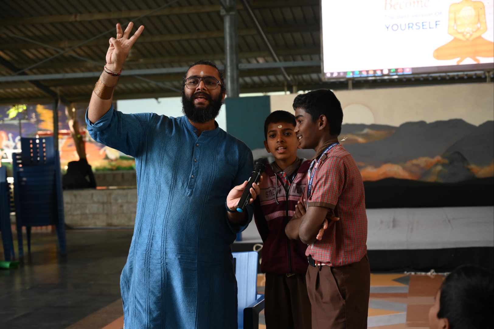 a-two-day-gitopadesh-summit-kickstarts-at-the-worlds-largest-meditation-centre-on-the-occasion-of-gita-jayanti