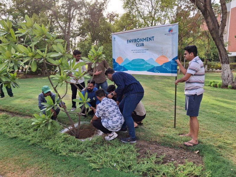 bml-munjal-university-plants-native-trees-to-nurture-nature-on-world-environment-day