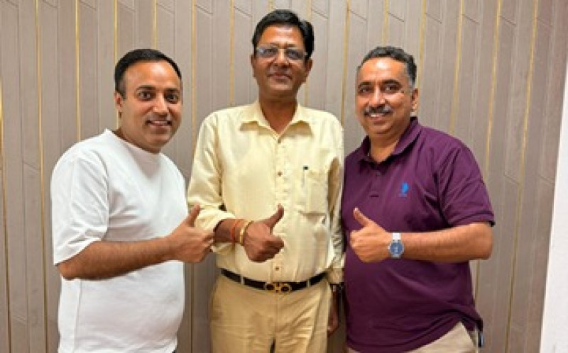 lapcare-ties-up-with-auric-lifestyle-to-amplify-growth-across-india