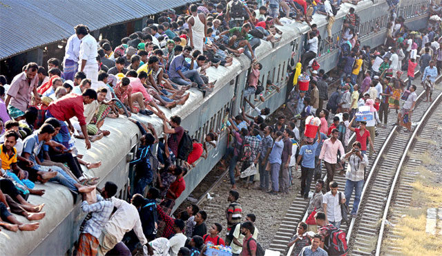 eid-travellers-suffer-huge-congestion-on-highways-and-train-delays-in-bangladesh
