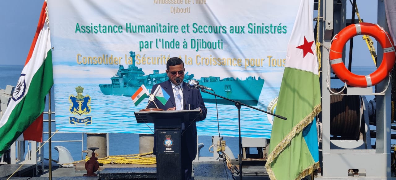 mission-sagar-8211-ii-handing-over-food-aid-to-djibouti-by-ins-airavat
